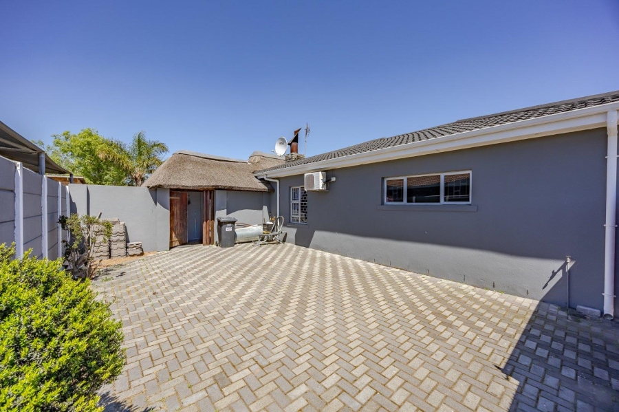 3 Bedroom Property for Sale in Annandale Western Cape